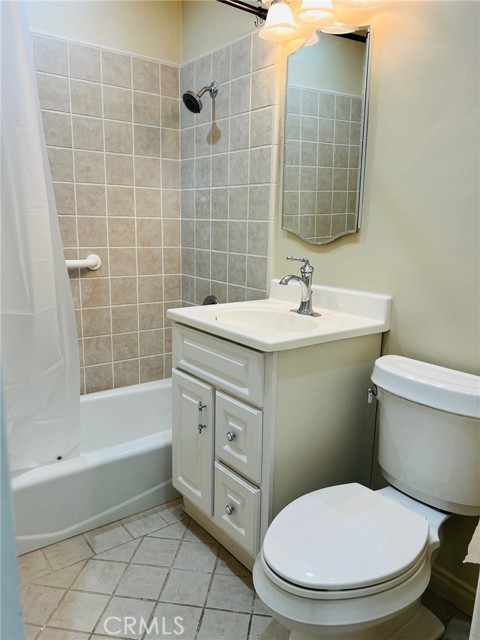 6379 Darby Place, Tarzana CA: https://media.crmls.org/medias/456d64be-ff3d-4f1f-82c9-dcfecd3cc3f4.jpg
