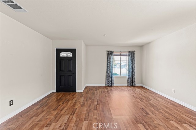 7803 Calle Carrisa Street, Highland CA: https://media.crmls.org/medias/456e4fd8-8ab5-488c-a369-4d1cf1c8f91c.jpg