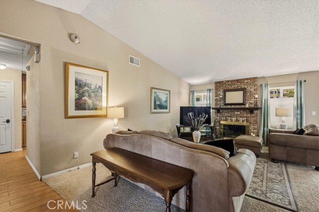 Detail Gallery Image 18 of 47 For 281 Jessica, Lake Elsinore,  CA 92530 - 3 Beds | 2 Baths