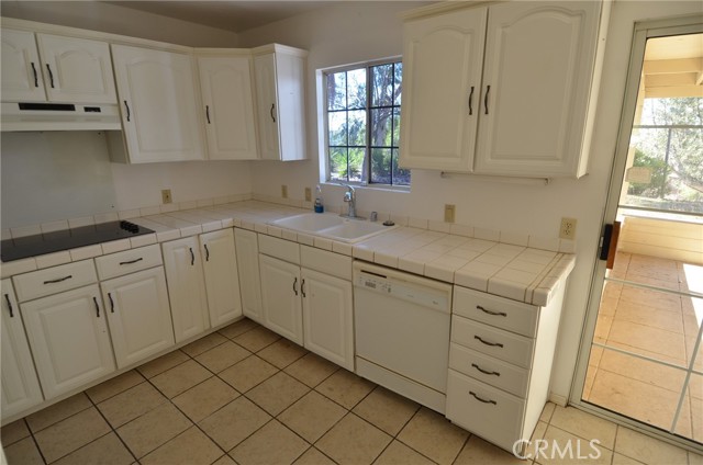 Detail Gallery Image 15 of 35 For 34100 Sugar Loaf, Nuevo,  CA 92567 - 3 Beds | 3 Baths