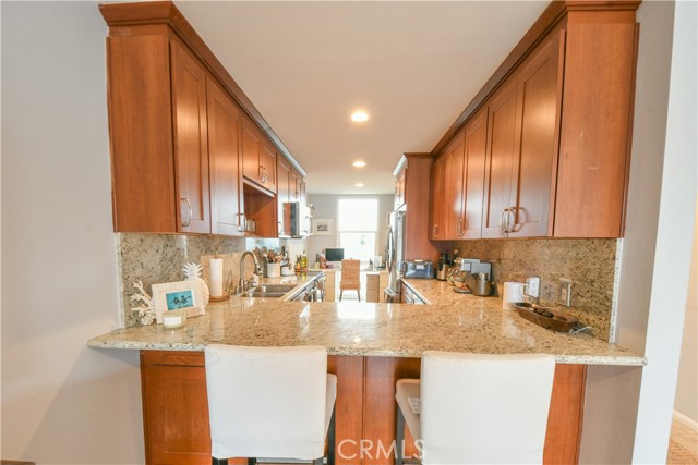 Detail Gallery Image 5 of 20 For 3957 Warner Ave, Huntington Beach,  CA 92649 - 2 Beds | 2 Baths