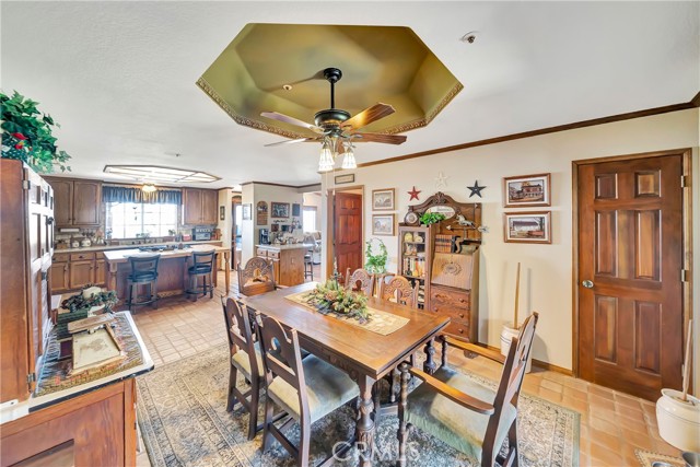 11720 Honeybee Lane, Juniper Hills CA: https://media.crmls.org/medias/45702cc1-b090-4a43-9239-00049cadd634.jpg