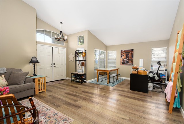23898 Via Pamilla, Murrieta CA: https://media.crmls.org/medias/45706567-fb5c-4a71-b6c8-da4e068e7f70.jpg