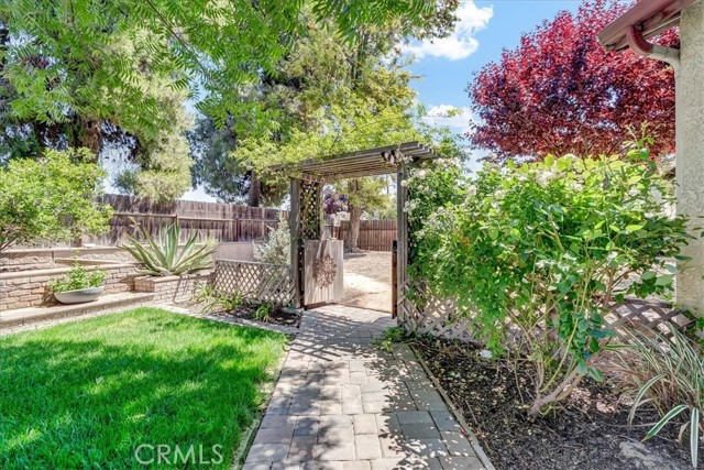 1774 Homestead Way, Lemoore CA: https://media.crmls.org/medias/4570c752-881c-4378-8c4f-198477e97735.jpg