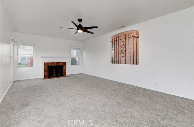 838 E 13th Street, National City CA: https://media.crmls.org/medias/457110e1-56c7-413a-b0cb-7e81f9562b7b.jpg