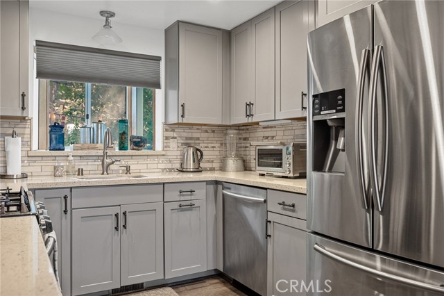 33003 Juniper Lane, Green Valley Lake CA: https://media.crmls.org/medias/45720bae-d3c7-4dc1-9496-2e9cca3435a9.jpg