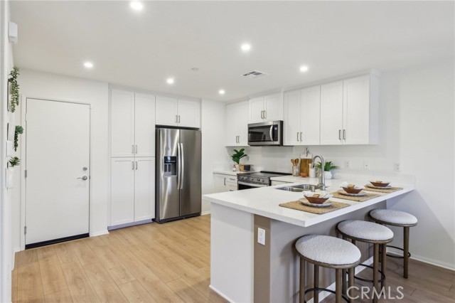 MODEL HOME