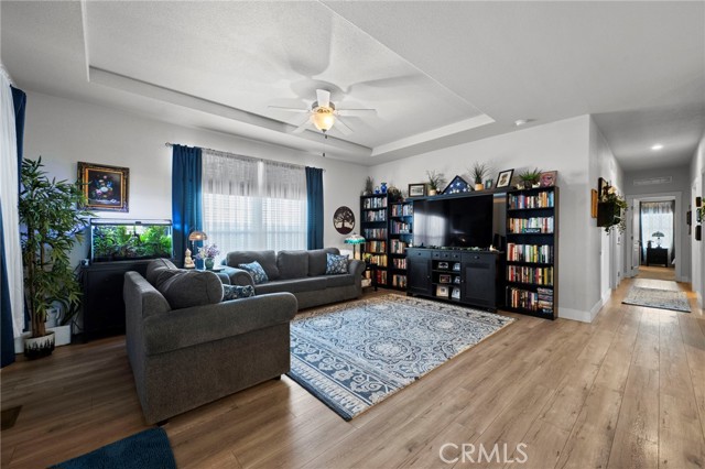 1245 W Cienega Avenue, San Dimas CA: https://media.crmls.org/medias/4572910d-6cf7-400c-8bbb-555f4c1997d3.jpg