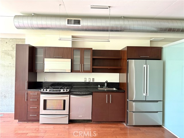 Detail Gallery Image 4 of 9 For 1111 S Grand Ave #416,  Los Angeles,  CA 90015 - 1 Beds | 1 Baths