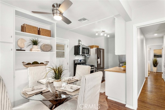 768 Rosecrans Avenue, Manhattan Beach, California 90266, 3 Bedrooms Bedrooms, ,1 BathroomBathrooms,Residential,Sold,Rosecrans,SB21180825