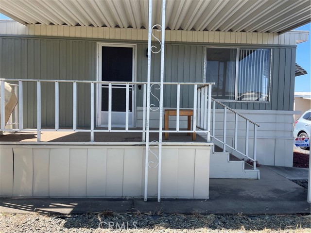 160 Willow, Oroville CA: https://media.crmls.org/medias/4573258c-166d-42d0-854a-ae77c9d25fc0.jpg