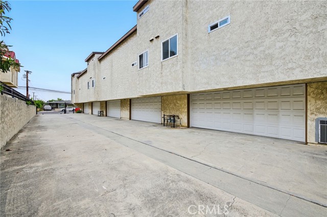1217 W 168th Street, Gardena CA: https://media.crmls.org/medias/45738604-6e3f-40b1-90cd-60917465b6b4.jpg