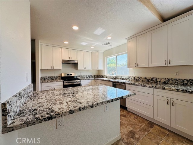 Detail Gallery Image 13 of 18 For 595 Brittany Way, Merced,  CA 95341 - 4 Beds | 2 Baths