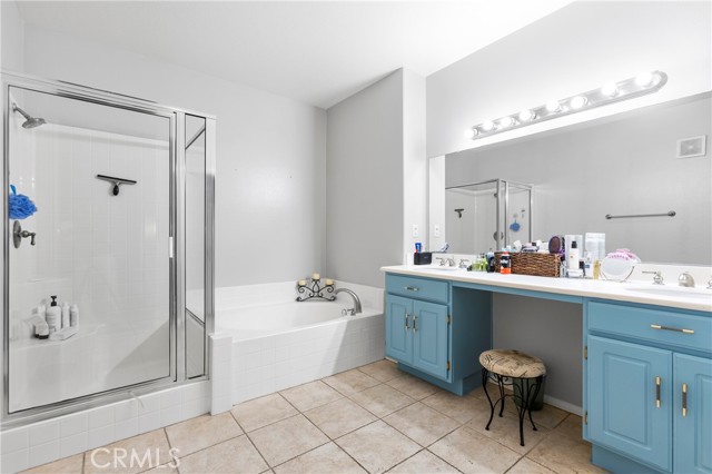 Detail Gallery Image 13 of 21 For 10 Edgartown, Ladera Ranch,  CA 92694 - 2 Beds | 2/1 Baths