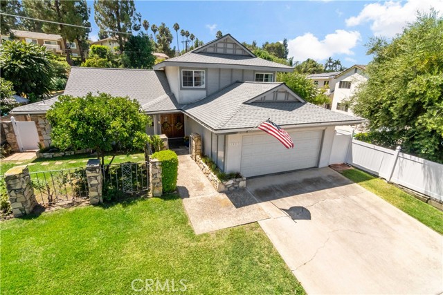 Detail Gallery Image 1 of 1 For 1421 Lakeview Ave, La Habra,  CA 90631 - 4 Beds | 2 Baths