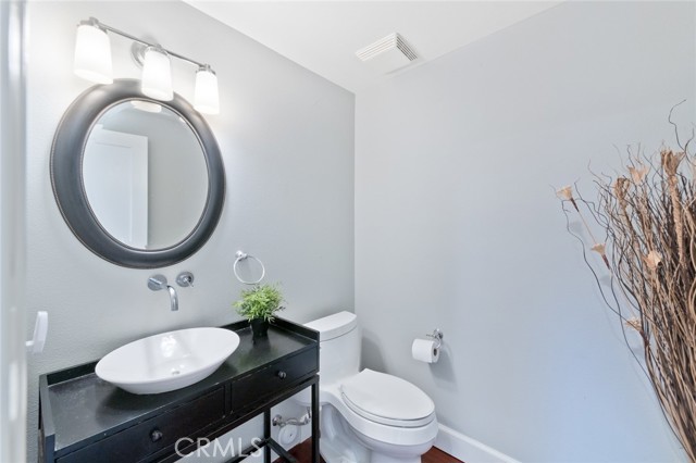 Detail Gallery Image 6 of 21 For 19292 Sierra Perla Rd, Irvine,  CA 92603 - 4 Beds | 2/1 Baths