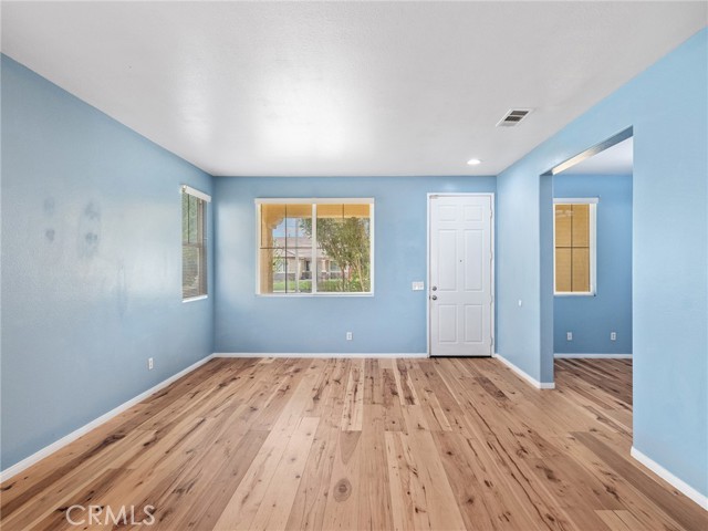 Detail Gallery Image 2 of 45 For 14400 Jeremiah, Adelanto,  CA 92301 - 5 Beds | 2 Baths