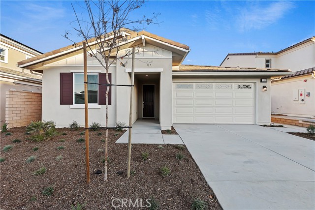 451 Harding Circle, Corona, CA 92879