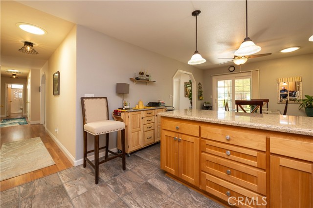 Detail Gallery Image 8 of 43 For 18142 Sweetwood Ct, Hidden Valley Lake,  CA 95467 - 3 Beds | 2 Baths