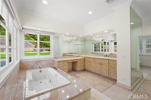 Detail Gallery Image 27 of 52 For 20171 Allentown, Woodland Hills,  CA 91364 - 3 Beds | 4 Baths