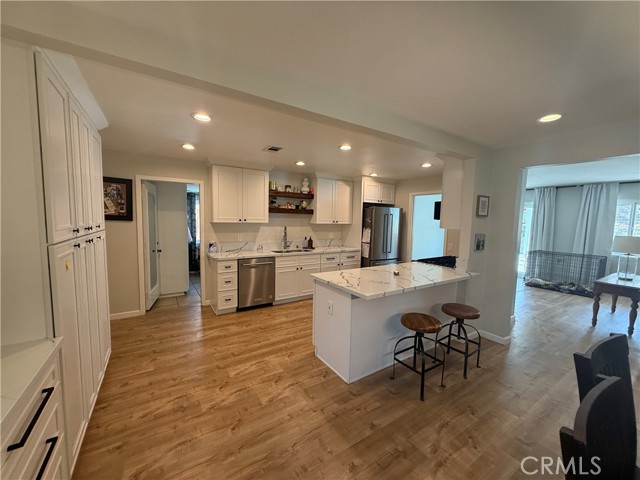 5541 Peacock Lane, Riverside CA: https://media.crmls.org/medias/457752e1-ad22-4bd9-b443-5022996dcf35.jpg