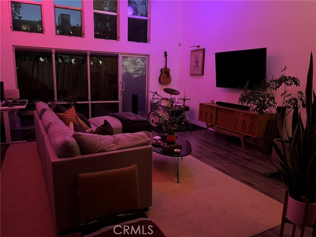 4215 Glencoe Avenue, Marina del Rey CA: https://media.crmls.org/medias/4577e790-9305-4598-92fb-e16f57186c3d.jpg