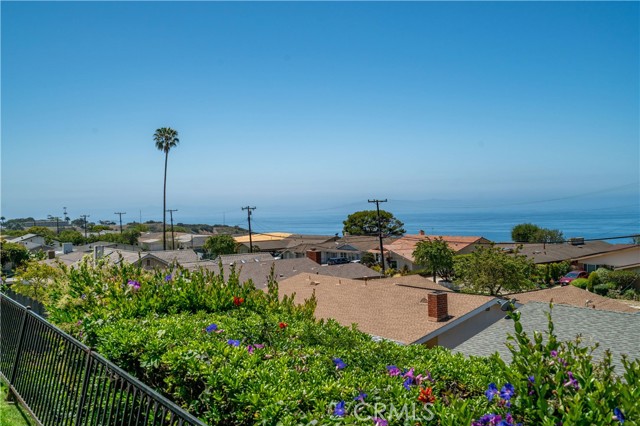 30715 Rue De La Pierre, Rancho Palos Verdes CA: https://media.crmls.org/medias/457841b8-5851-4013-b8de-91327beb7621.jpg