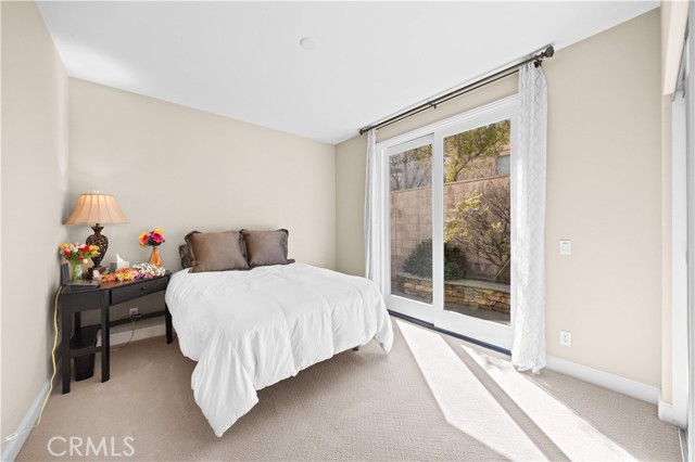 Detail Gallery Image 10 of 39 For 70 Twin Gables, Irvine,  CA 92620 - 4 Beds | 3 Baths