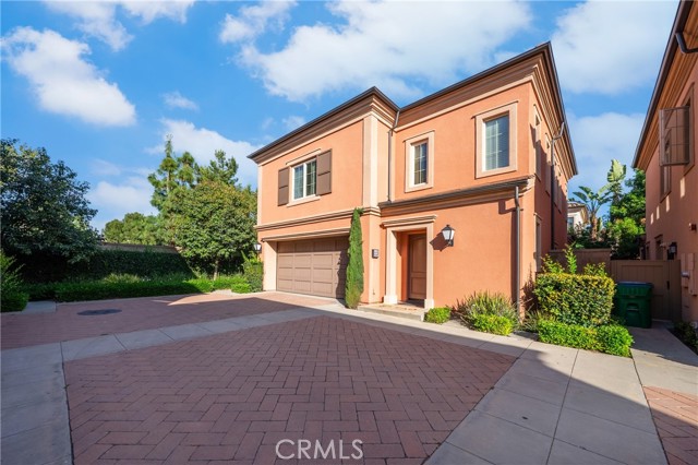 Detail Gallery Image 2 of 39 For 113 Hanging, Irvine,  CA 92620 - 3 Beds | 2/1 Baths