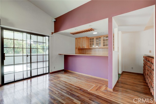 693 19th Street, Manhattan Beach, California 90266, 5 Bedrooms Bedrooms, ,1 BathroomBathrooms,Residential,Sold,19th,SB21194757