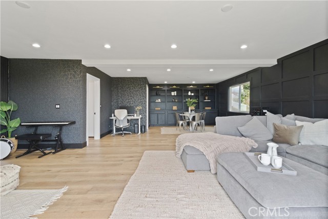 Image 8 of 20 For 28829 Crestridge