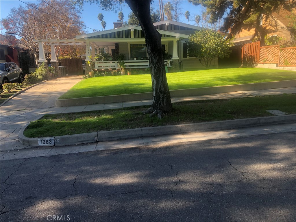 1263 N Catalina, Pasadena, CA 91104
