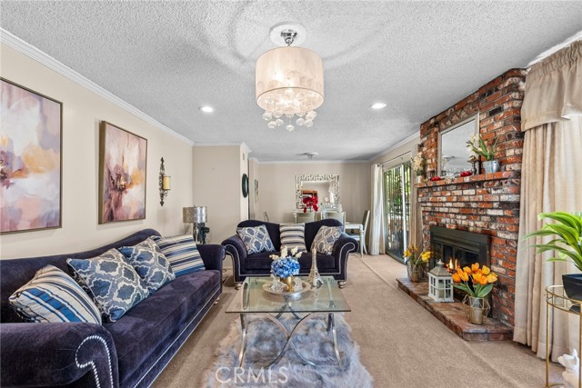 Detail Gallery Image 6 of 28 For 327 Flaxton St, Pomona,  CA 91767 - 3 Beds | 2 Baths