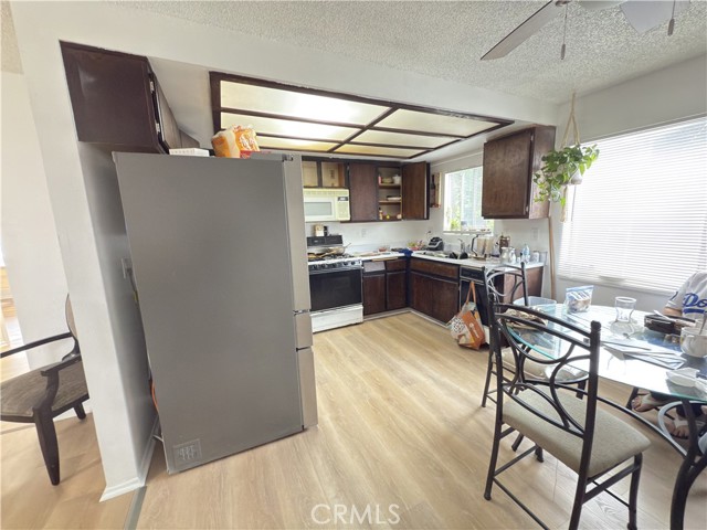 Detail Gallery Image 29 of 69 For 3702 W 126th St, Hawthorne,  CA 90250 - – Beds | – Baths