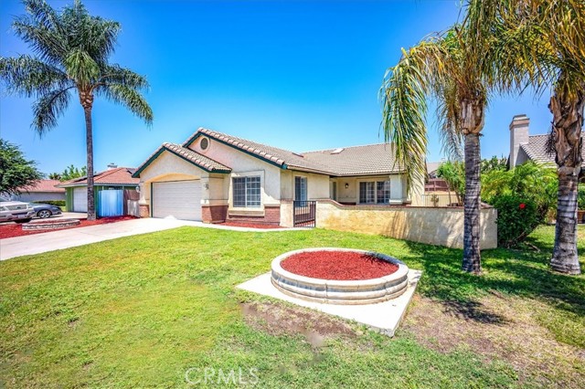Detail Gallery Image 2 of 38 For 25394 Ramblewood Ct, Moreno Valley,  CA 92553 - 3 Beds | 2 Baths