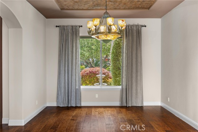 Detail Gallery Image 9 of 39 For 325 Red Oak Way, Arroyo Grande,  CA 93420 - 4 Beds | 4 Baths