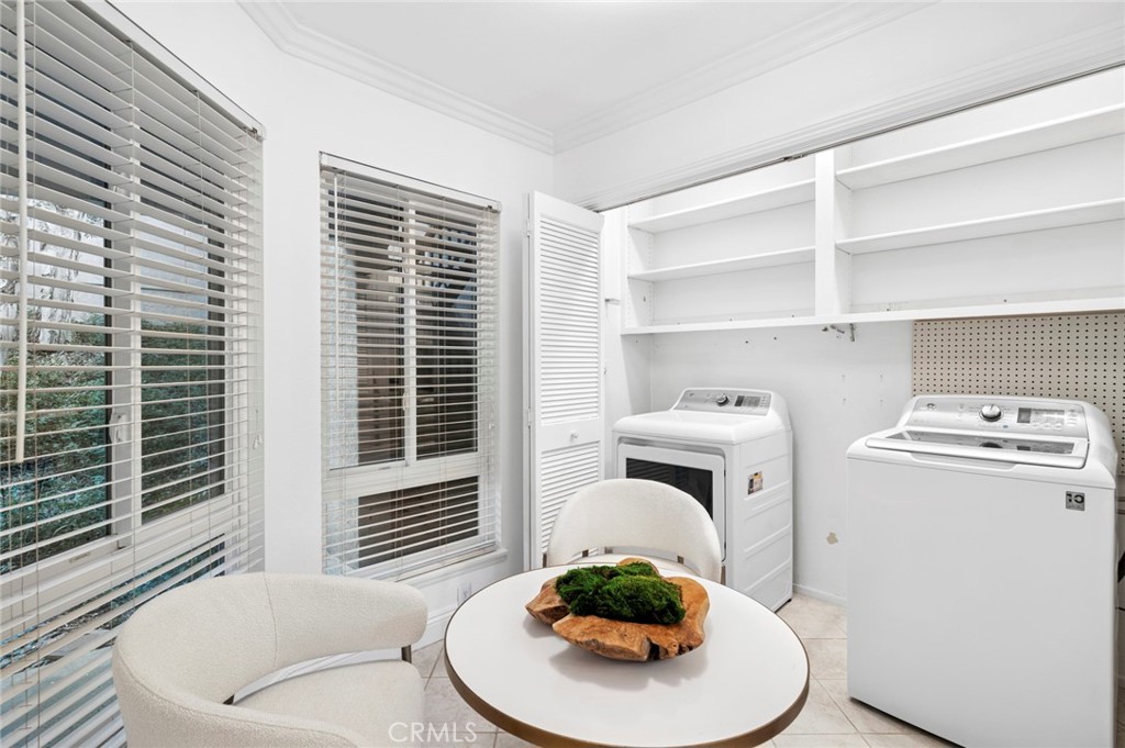 MLS #OC25243324 image #13