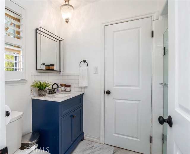 401 Avenue F, Redondo Beach, California 90277, 3 Bedrooms Bedrooms, ,2 BathroomsBathrooms,Residential,Sold,Avenue F,SB24088473