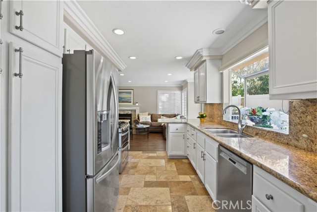 Detail Gallery Image 7 of 26 For 6 Coppercrest, Aliso Viejo,  CA 92656 - 4 Beds | 2/1 Baths