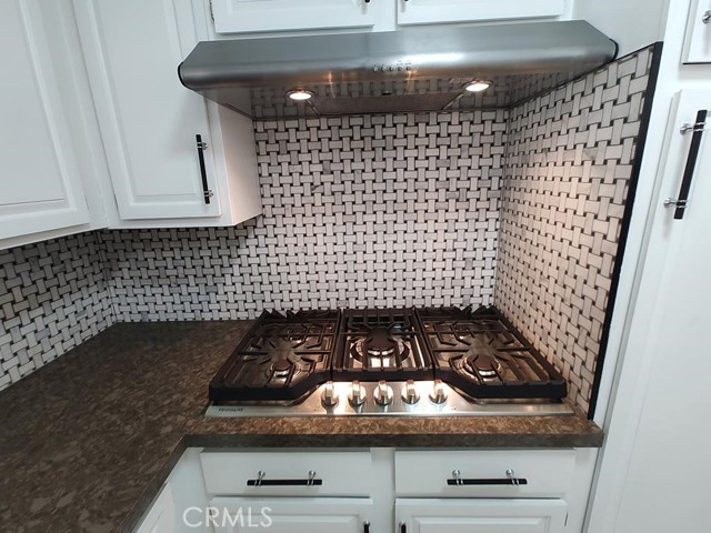 1888 Greenfield Avenue, Los Angeles CA: https://media.crmls.org/medias/457d9adf-c302-411a-bb3e-78caab5b3fe1.jpg