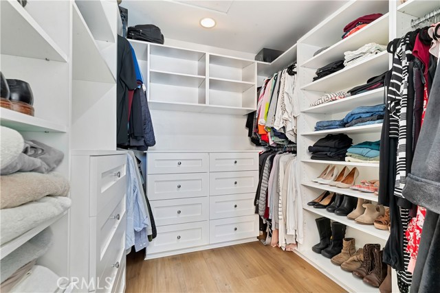 Detail Gallery Image 13 of 21 For 235 62nd St, Newport Beach,  CA 92663 - 3 Beds | 3 Baths
