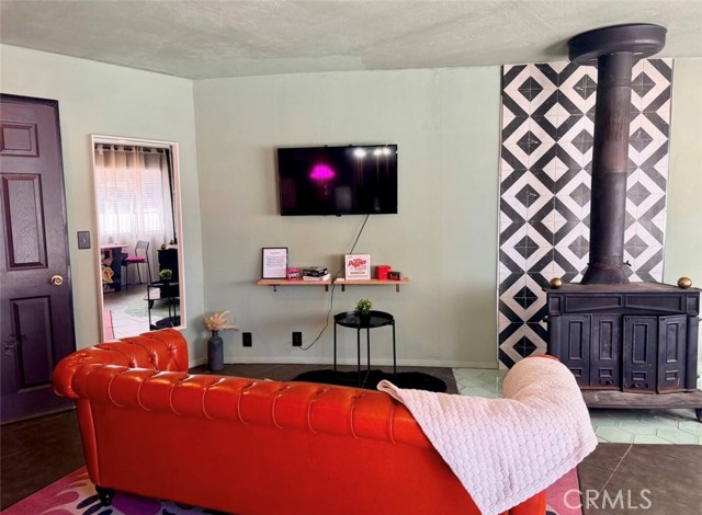 Detail Gallery Image 6 of 19 For 33064 Arrowbear, Running Springs,  CA 92382 - 1 Beds | 1 Baths