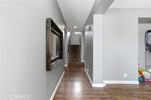 Detail Gallery Image 11 of 42 For 12812 Clemson, Corona,  CA 92880 - 5 Beds | 3 Baths