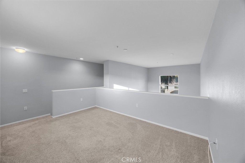 https://media.crmls.org/medias/45811fa8-1a14-4ffc-a010-cd53158a07a7.jpg?preset=X-Large