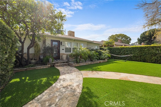 10340 Margate Street, North Hollywood CA: https://media.crmls.org/medias/4581a509-f37c-4073-8efa-39ae7b544b8a.jpg