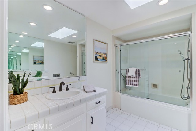 Detail Gallery Image 22 of 51 For 30 Calle Aragon #D,  Laguna Woods,  CA 92637 - 2 Beds | 1 Baths