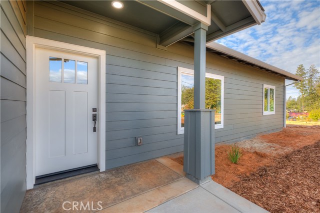 Detail Gallery Image 4 of 37 For 1900 Moll Rd, Paradise,  CA 95969 - 2 Beds | 2 Baths