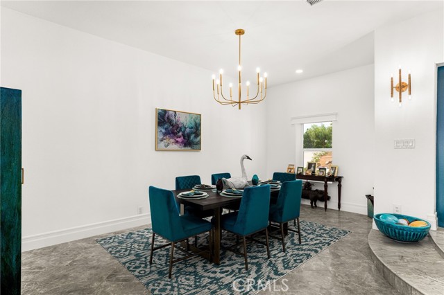 Detail Gallery Image 12 of 75 For 22252 Monte Rancho Dr, Temecula,  CA 92590 - 4 Beds | 4 Baths