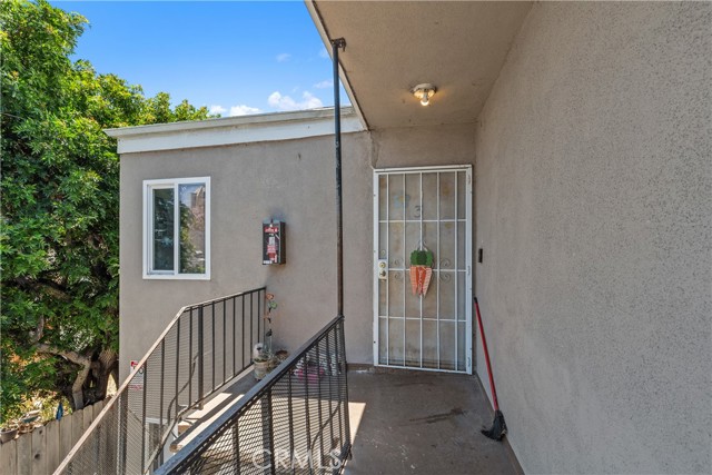 841 W 5th, San Pedro CA: https://media.crmls.org/medias/4583e3d5-a0de-4ffb-aeea-b6fa7e50e0c5.jpg