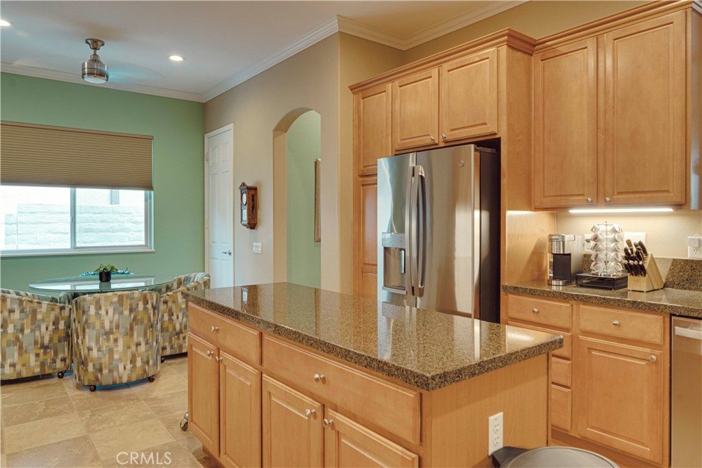 MLS #IV25215680 image #3